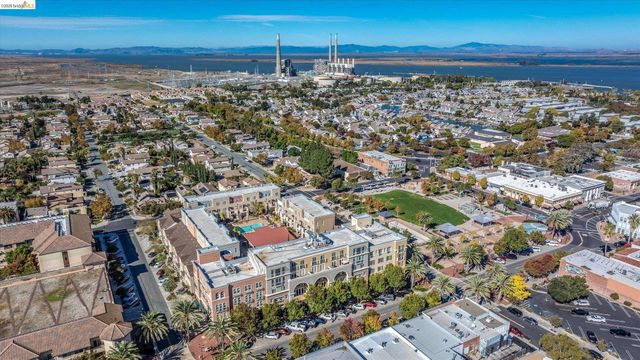 88 E 6Th St 215, Pittsburg, CA 94565