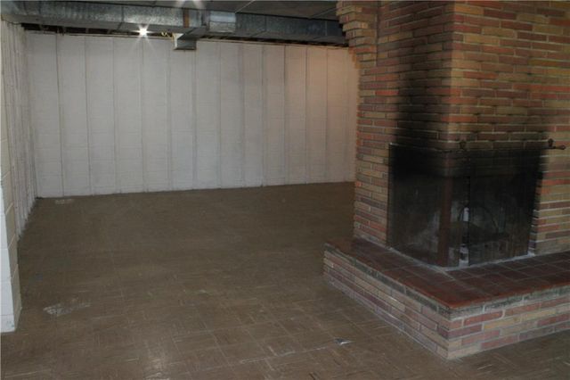 1020 Francis Street, Lexington, MO 64067