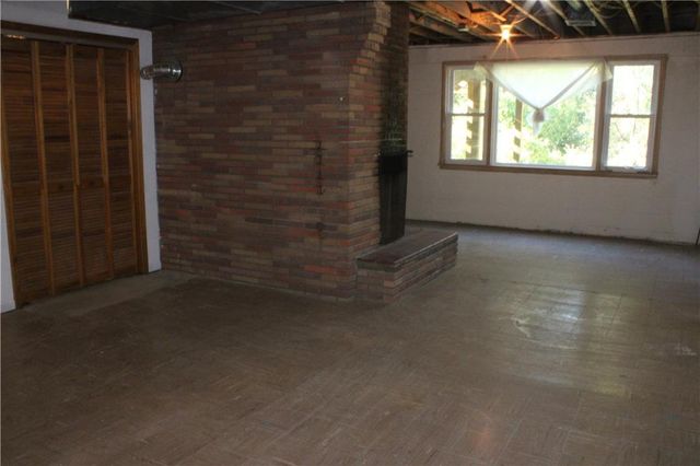 1020 Francis Street, Lexington, MO 64067