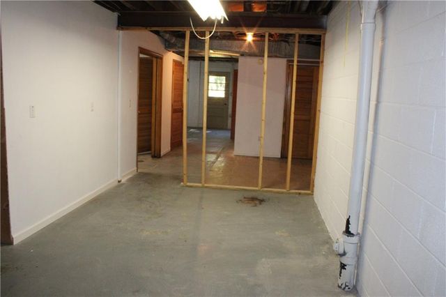 1020 Francis Street, Lexington, MO 64067