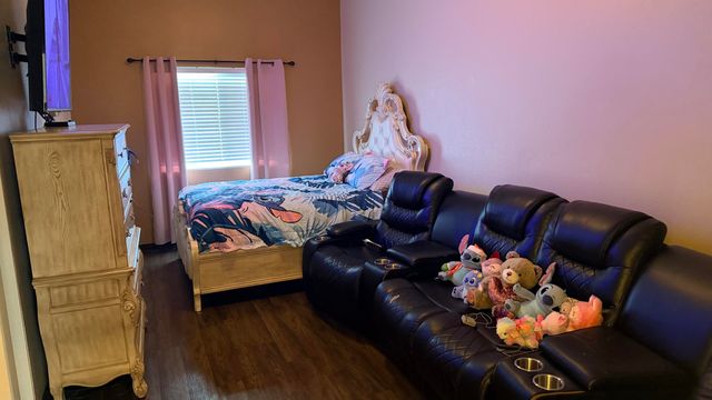 7800 Autumn Canyon Road SW, Albuquerque, NM 87121