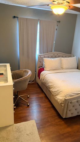 7800 Autumn Canyon Road SW, Albuquerque, NM 87121