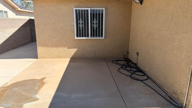 7800 Autumn Canyon Road SW, Albuquerque, NM 87121