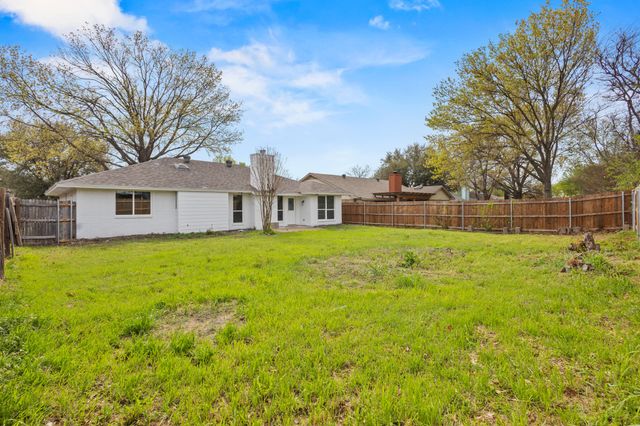 5306 Tamarack Court, Arlington, TX 76018