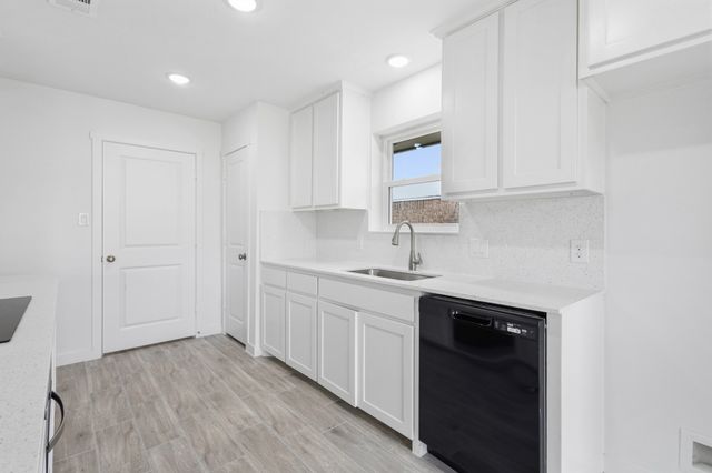 5306 Tamarack Court, Arlington, TX 76018