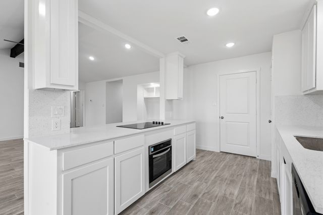 5306 Tamarack Court, Arlington, TX 76018