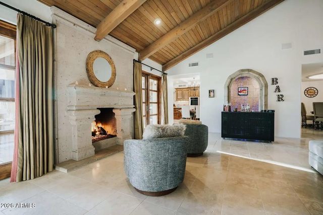 9414 N 53RD Place 2, Paradise Valley, AZ 85253