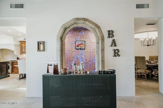 9414 N 53RD Place 2, Paradise Valley, AZ 85253