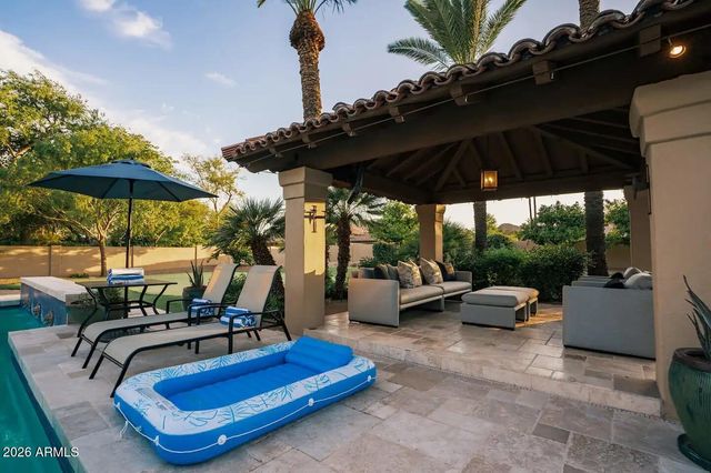 9414 N 53RD Place 2, Paradise Valley, AZ 85253