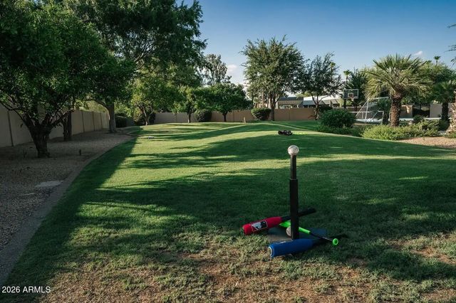 9414 N 53RD Place 2, Paradise Valley, AZ 85253