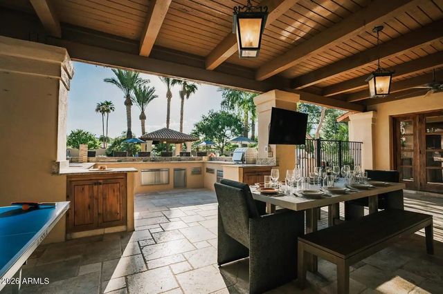 9414 N 53RD Place 2, Paradise Valley, AZ 85253