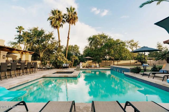 9414 N 53RD Place 2, Paradise Valley, AZ 85253