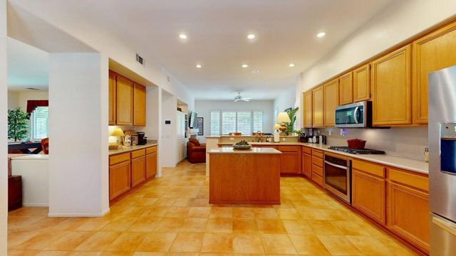 77648 Marlowe Court, Palm Desert, CA 92211