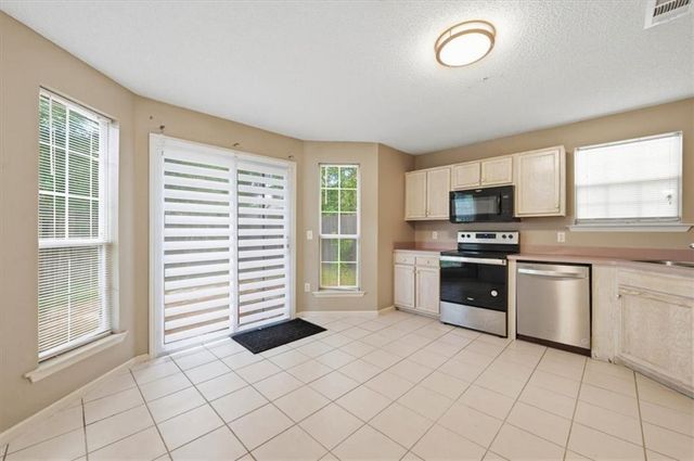 115 Queens Retreat, Savannah, GA 31419