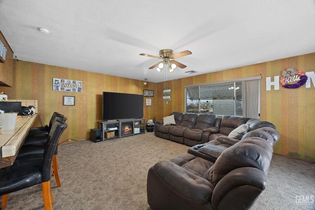 410 Eastern Avenue, Taft, CA 93268