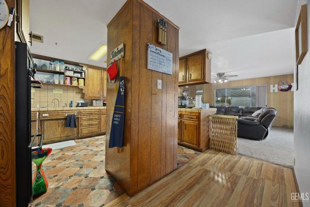 410 Eastern Avenue, Taft, CA 93268