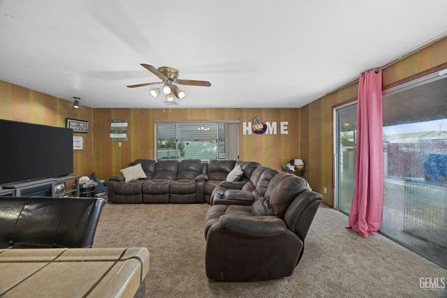 410 Eastern Avenue, Taft, CA 93268