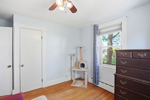 34 Plympton St, New Bedford, MA 02745