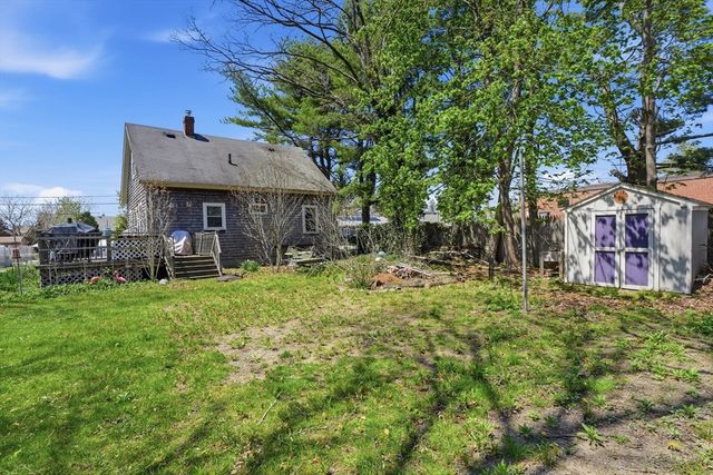 34 Plympton St, New Bedford, MA 02745