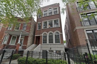 2938 N Damen Avenue 1, Chicago, IL 60618