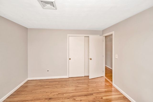 11 Coweeset Dr, Brockton, MA 02301