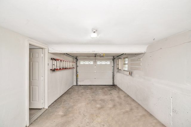 11 Coweeset Dr, Brockton, MA 02301