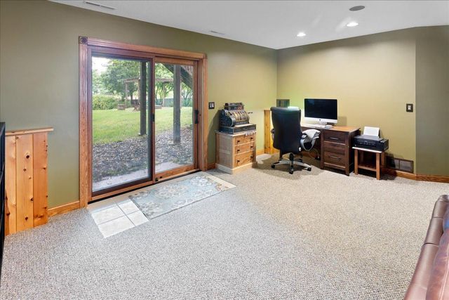 38288 Hillshire Avenue, North Branch, MN 55056