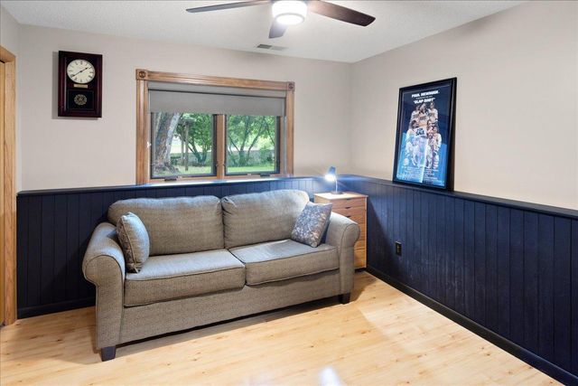 38288 Hillshire Avenue, North Branch, MN 55056