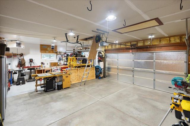38288 Hillshire Avenue, North Branch, MN 55056