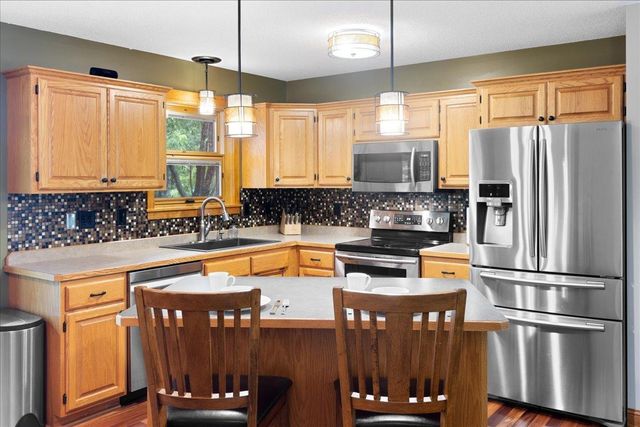 38288 Hillshire Avenue, North Branch, MN 55056