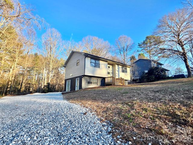 78 St. Charles Court, Hickory, NC 28601