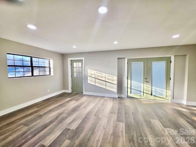 78 St. Charles Court, Hickory, NC 28601