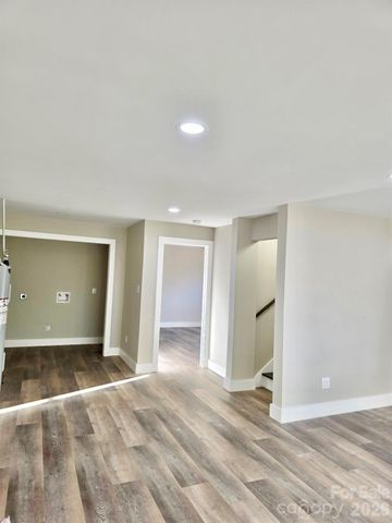 78 St. Charles Court, Hickory, NC 28601