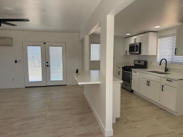788 Cambria Avenue, Landers, CA 92285
