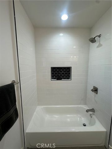 5344 Adenmoor, Lakewood, CA 90713