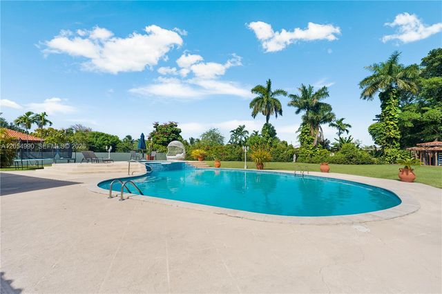 2605 SW 115th Ave, Miami, FL 33165