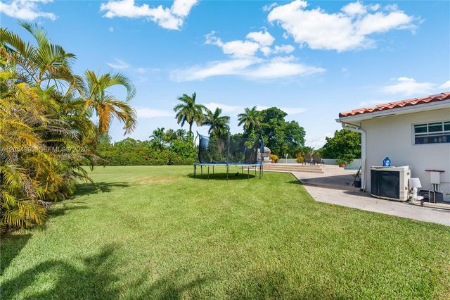 2605 SW 115th Ave, Miami, FL 33165