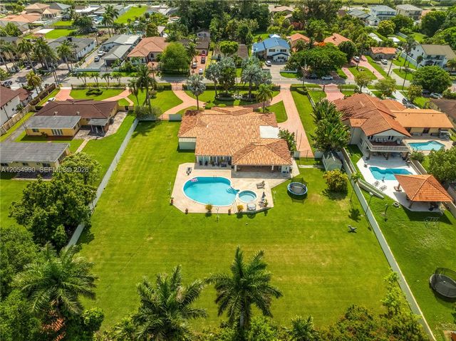 2605 SW 115th Ave, Miami, FL 33165