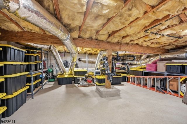 165 Page Dr, Oakland Boro, NJ 07436