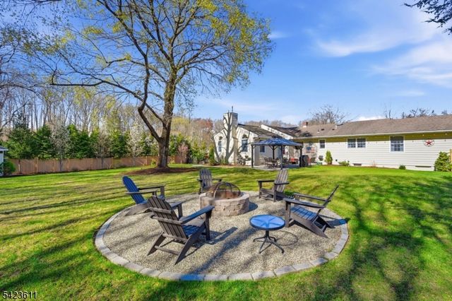 165 Page Dr, Oakland Boro, NJ 07436