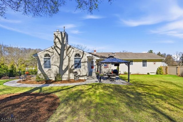 165 Page Dr, Oakland Boro, NJ 07436