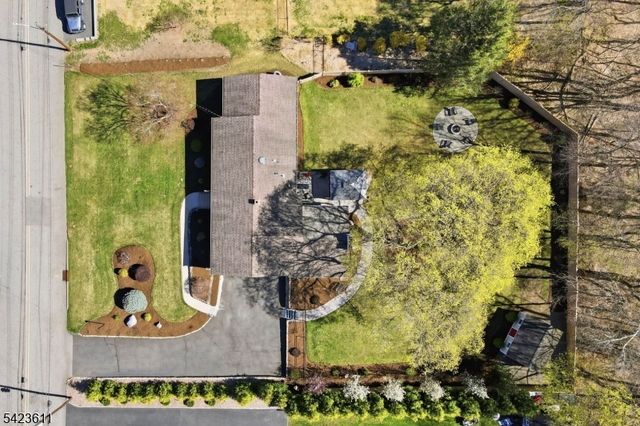 165 Page Dr, Oakland Boro, NJ 07436