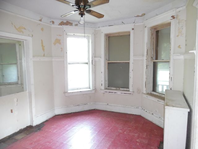 6347 S Eberhart Avenue, Chicago, IL 60637