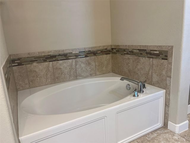 7009 Sienna Rouge PATH, Austin, TX 78744