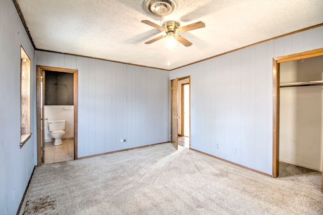 305 Gene Autry Drive, Tioga, TX 76271