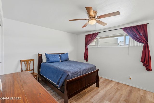 2743 W Calle Arandas, Tucson, AZ 85745