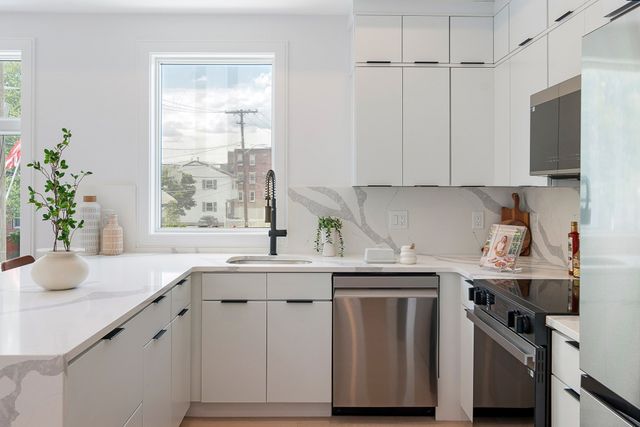 130 Shirley Street 220, Winthrop, MA 02152