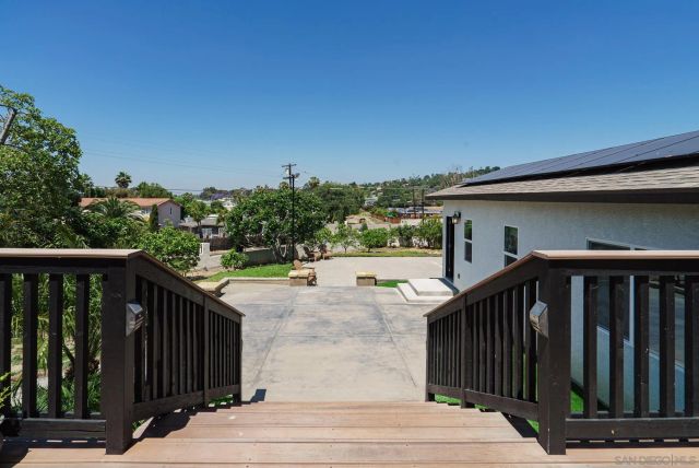 Sierra Madre Rd, Spring Valley, CA 91977