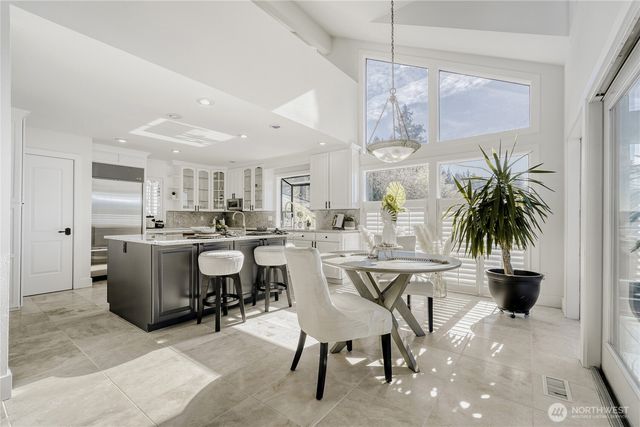 16035 Inglewood Road NE, Kenmore, WA 98028