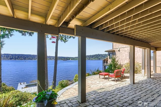 16035 Inglewood Road NE, Kenmore, WA 98028